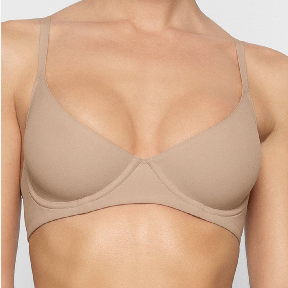 SKIMS Fits Everybody Unlined Demi Bra